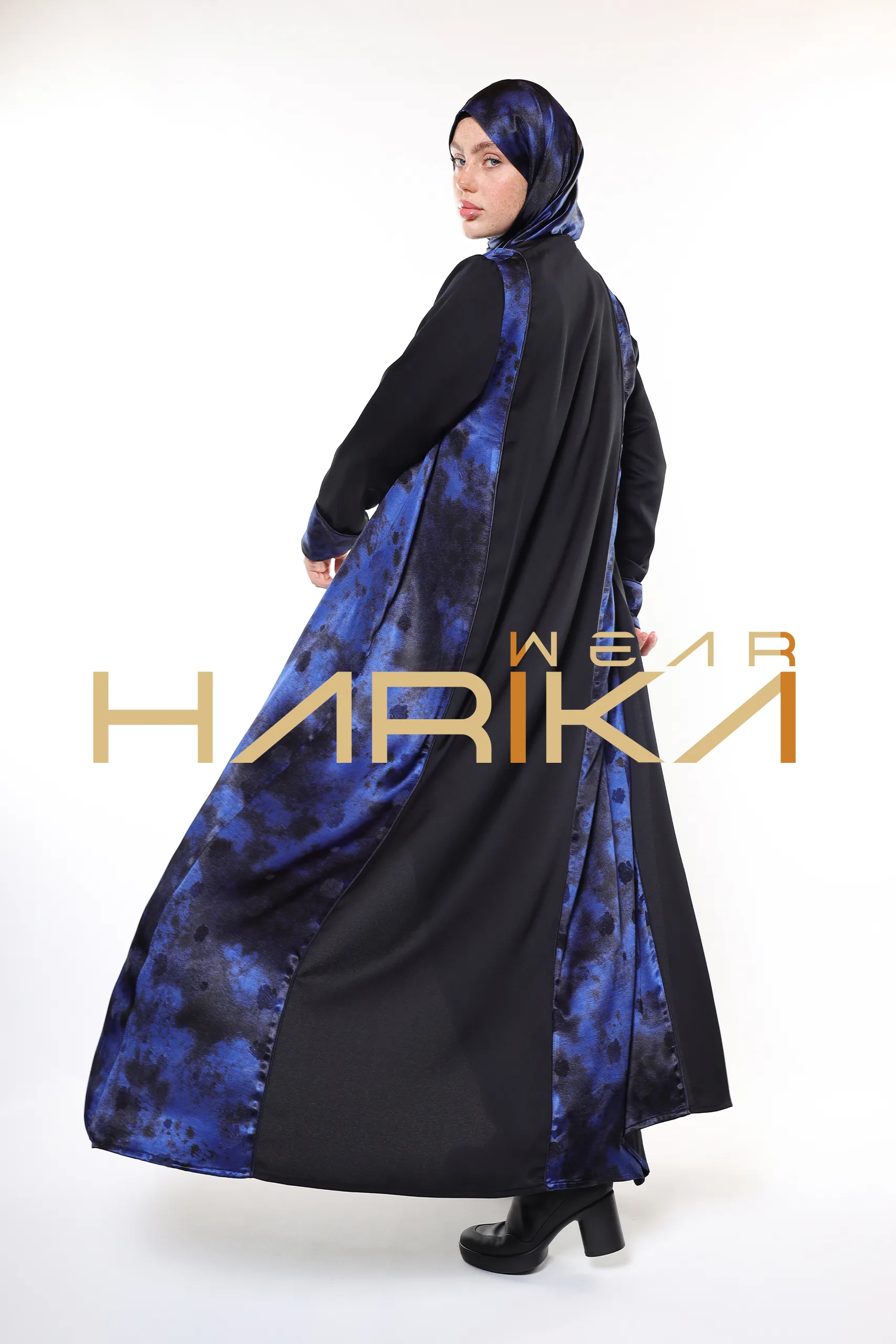 Modern and Elegant Design Blue and Black Detailed Luxury Abaya - Image 11