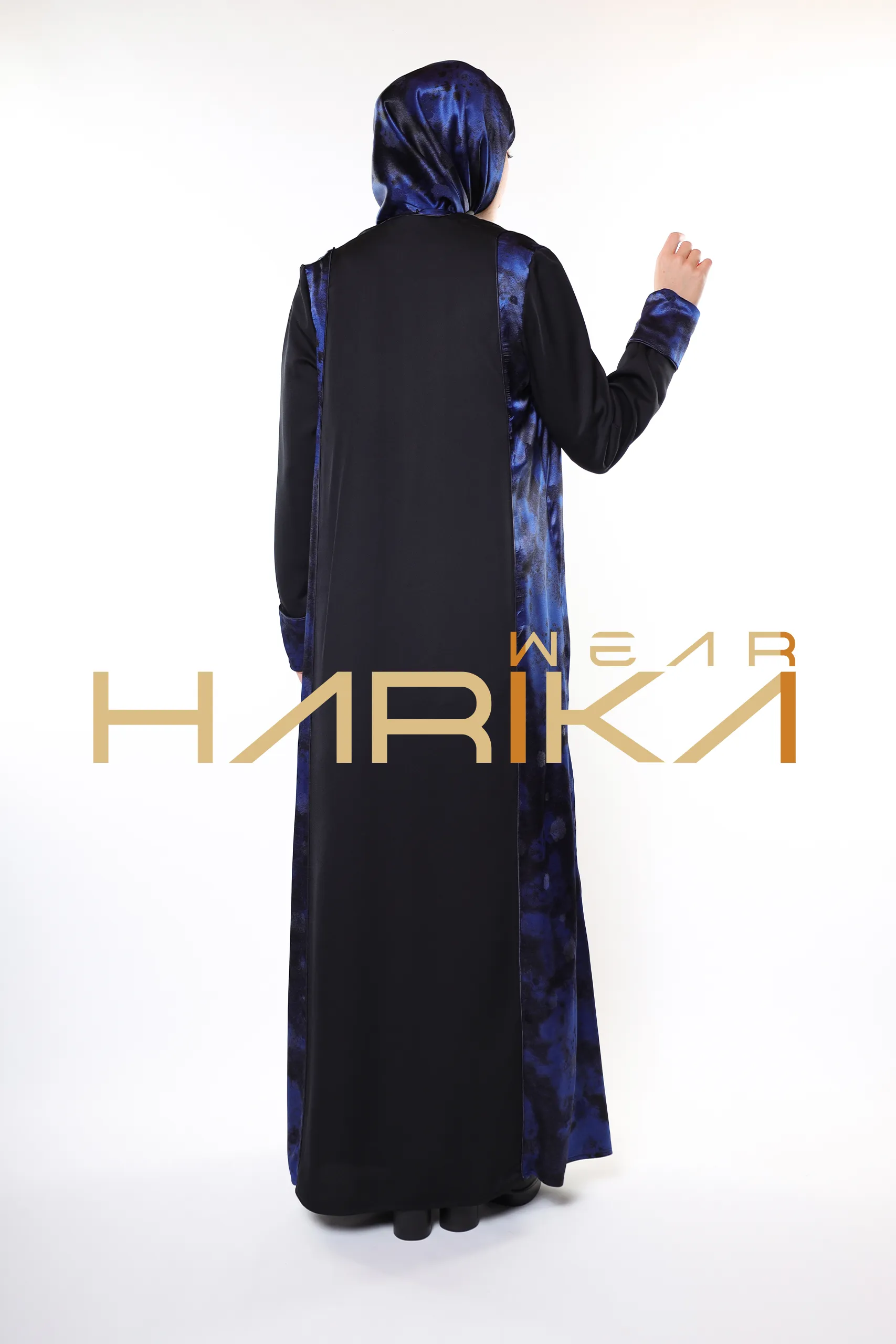 Modern and Elegant Design Blue and Black Detailed Luxury Abaya - Image 12