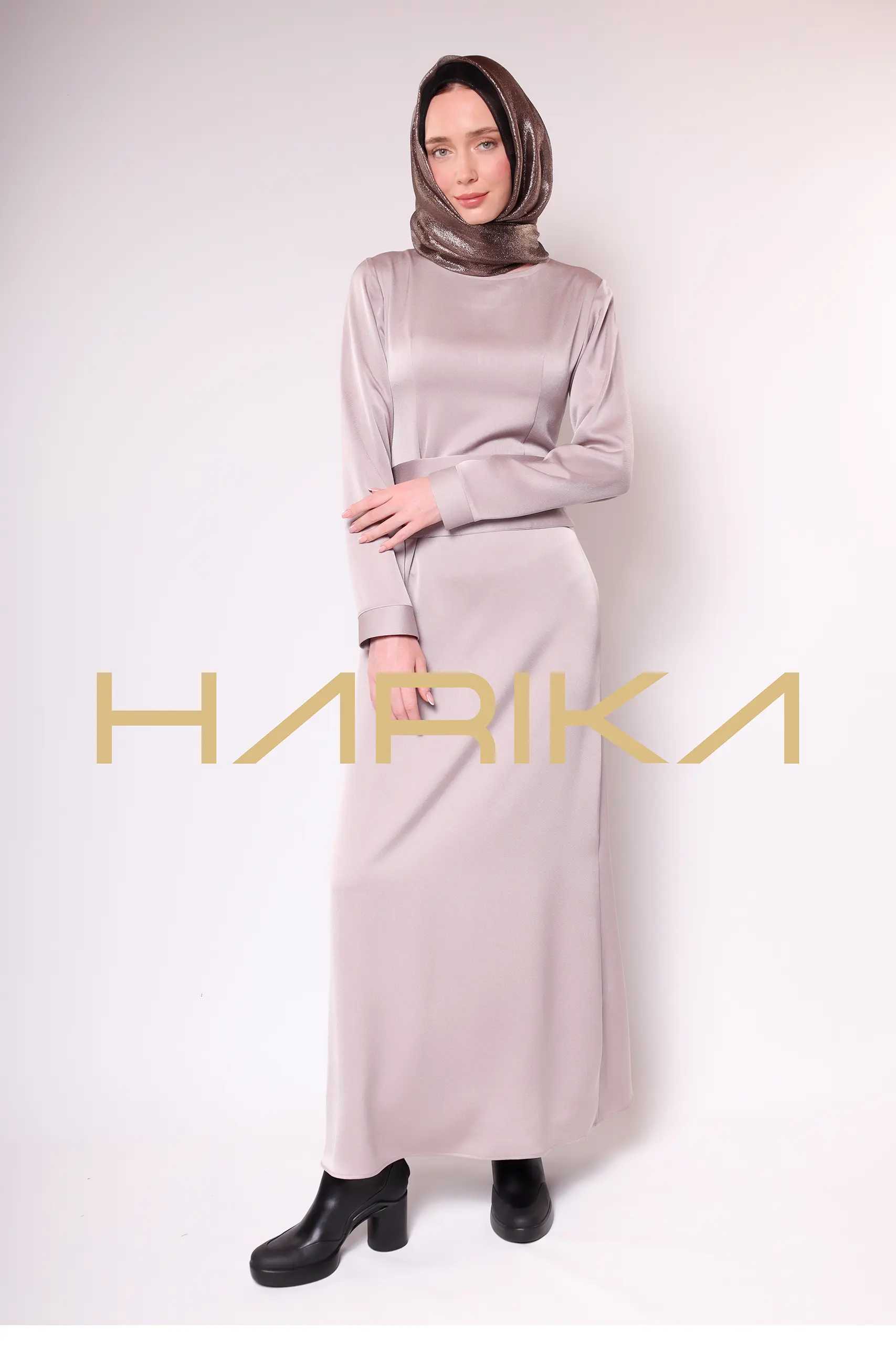 Silk Crepe Dress – "Practical Elegance" - Image 6