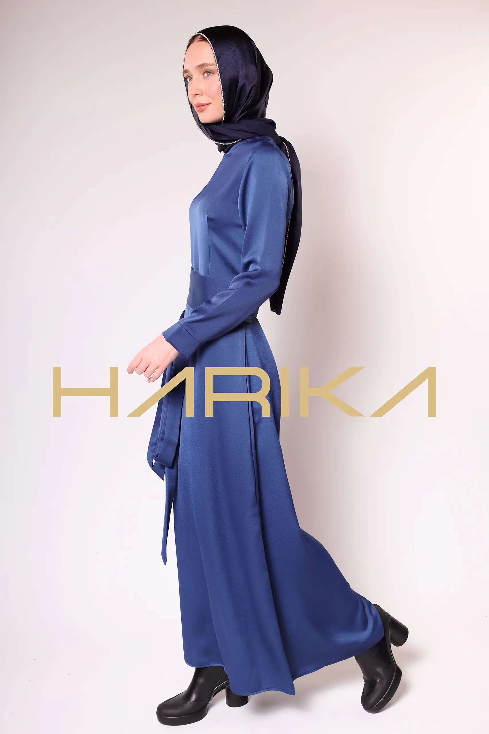 Silk Crepe Dress – "Practical Elegance" - Image 3