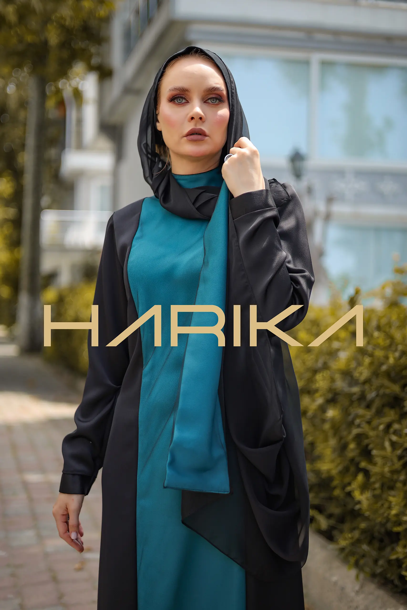 Elegant turquoise and black dress - Image 7