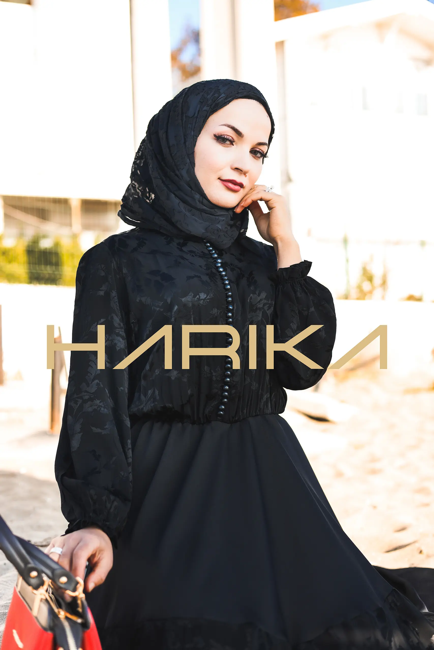 A tiered dress made of Premium Jessica silk and silk crepe - Image 4