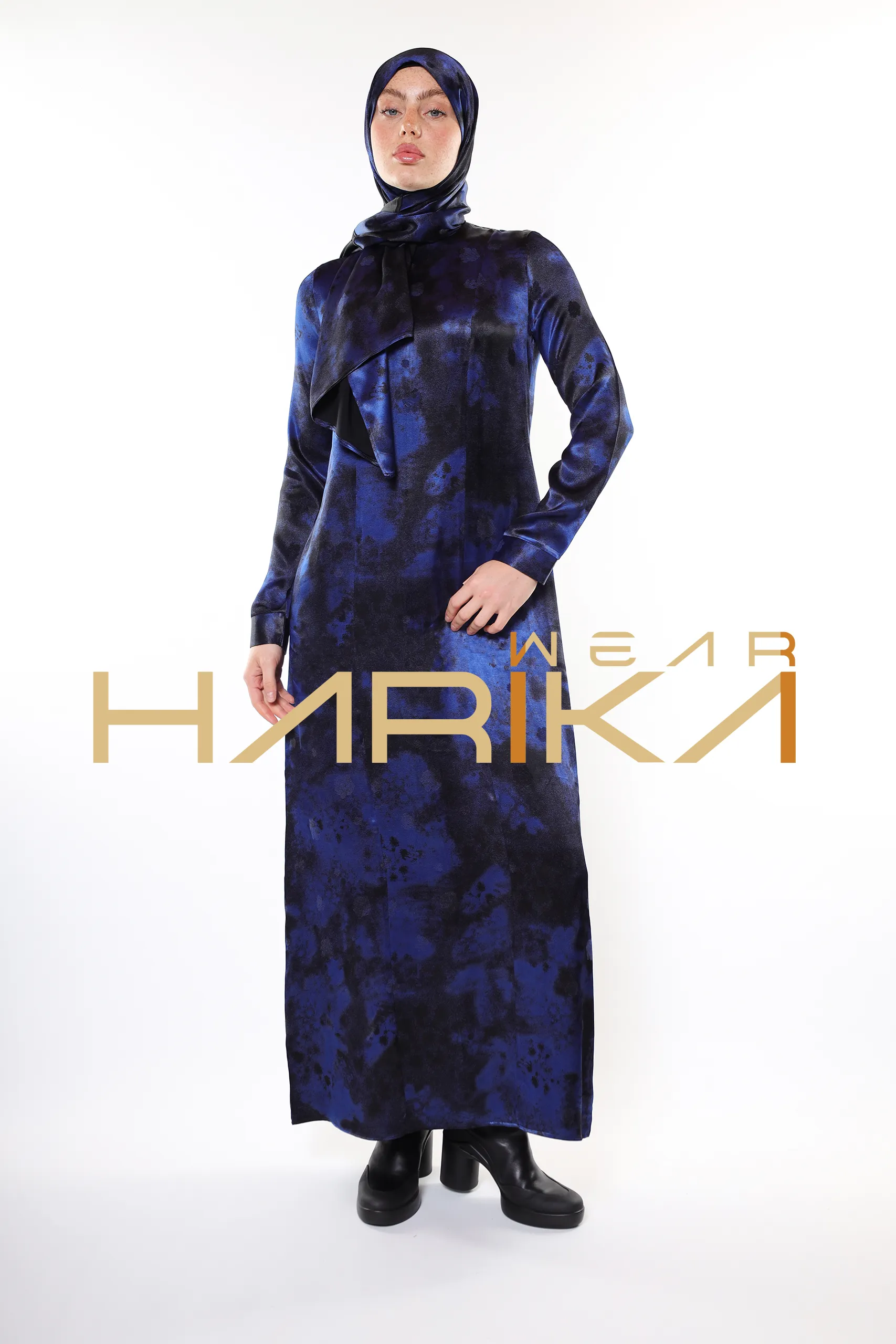 Modern and Elegant Design Blue and Black Detailed Luxury Dress - Image 11