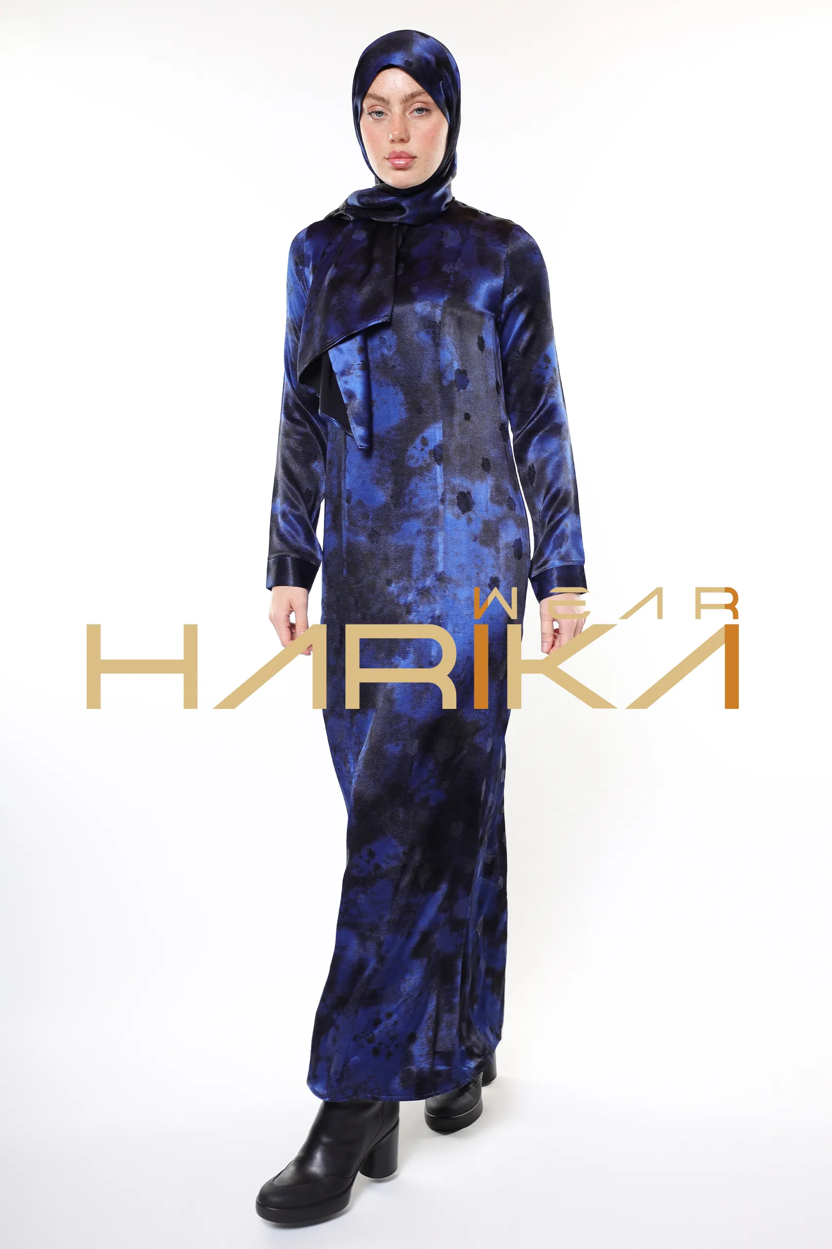 Modern and Elegant Design Blue and Black Detailed Luxury Dress - Image 7