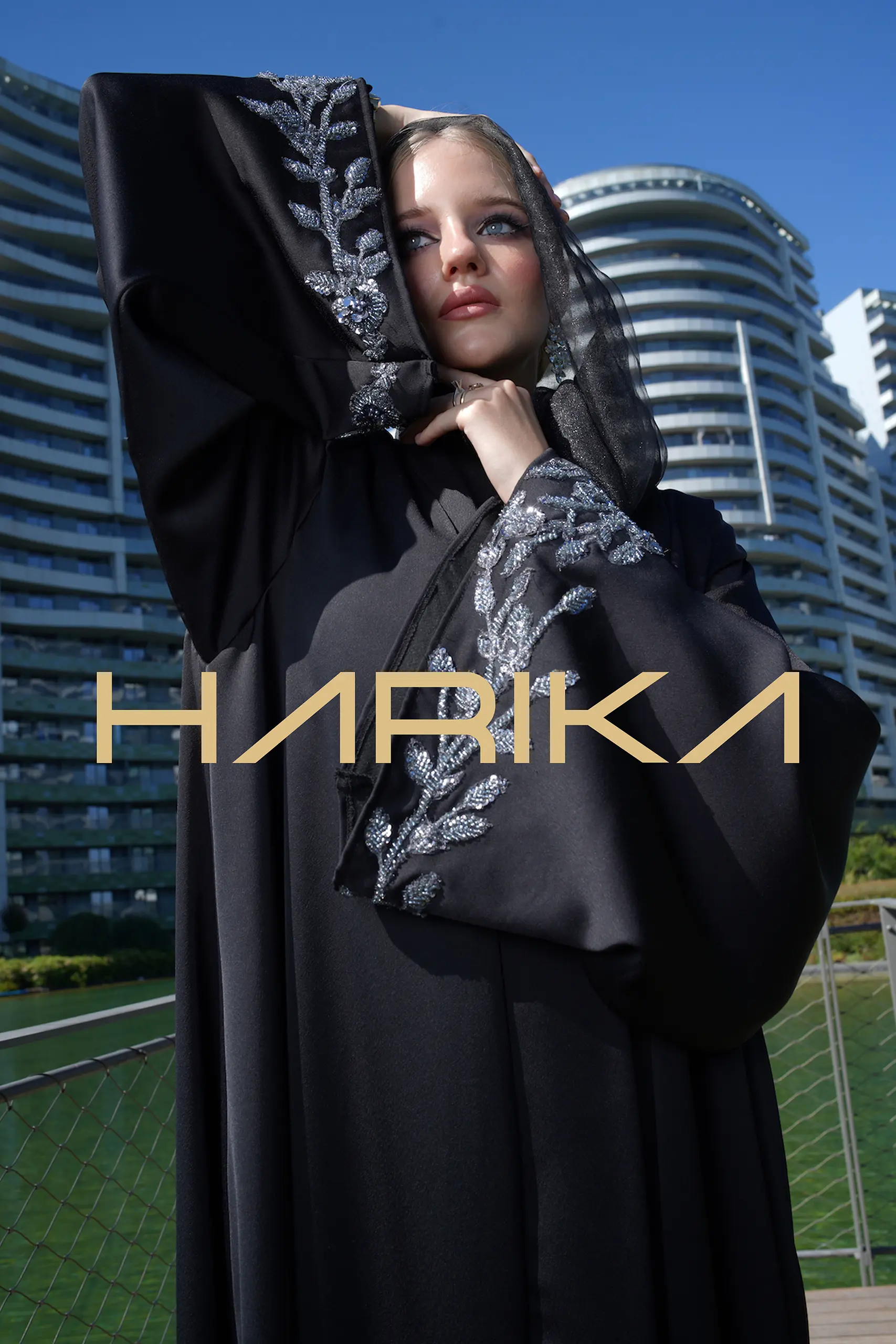 Abaya with flowers and crystals - Image 5