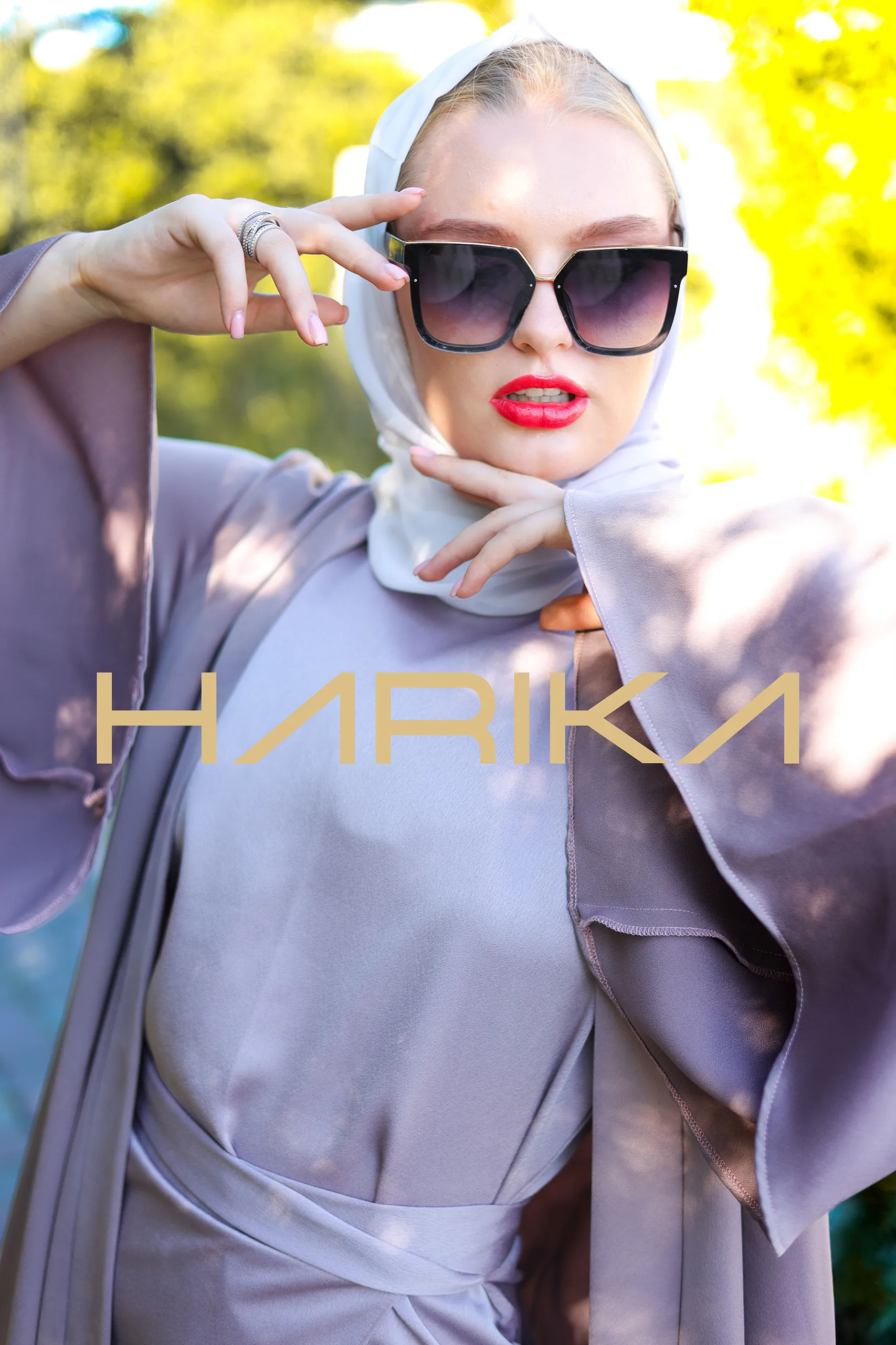 Royal embroidered abaya - Image 3