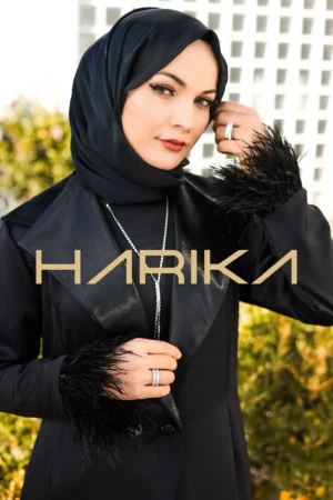 Casual abaya with feather details