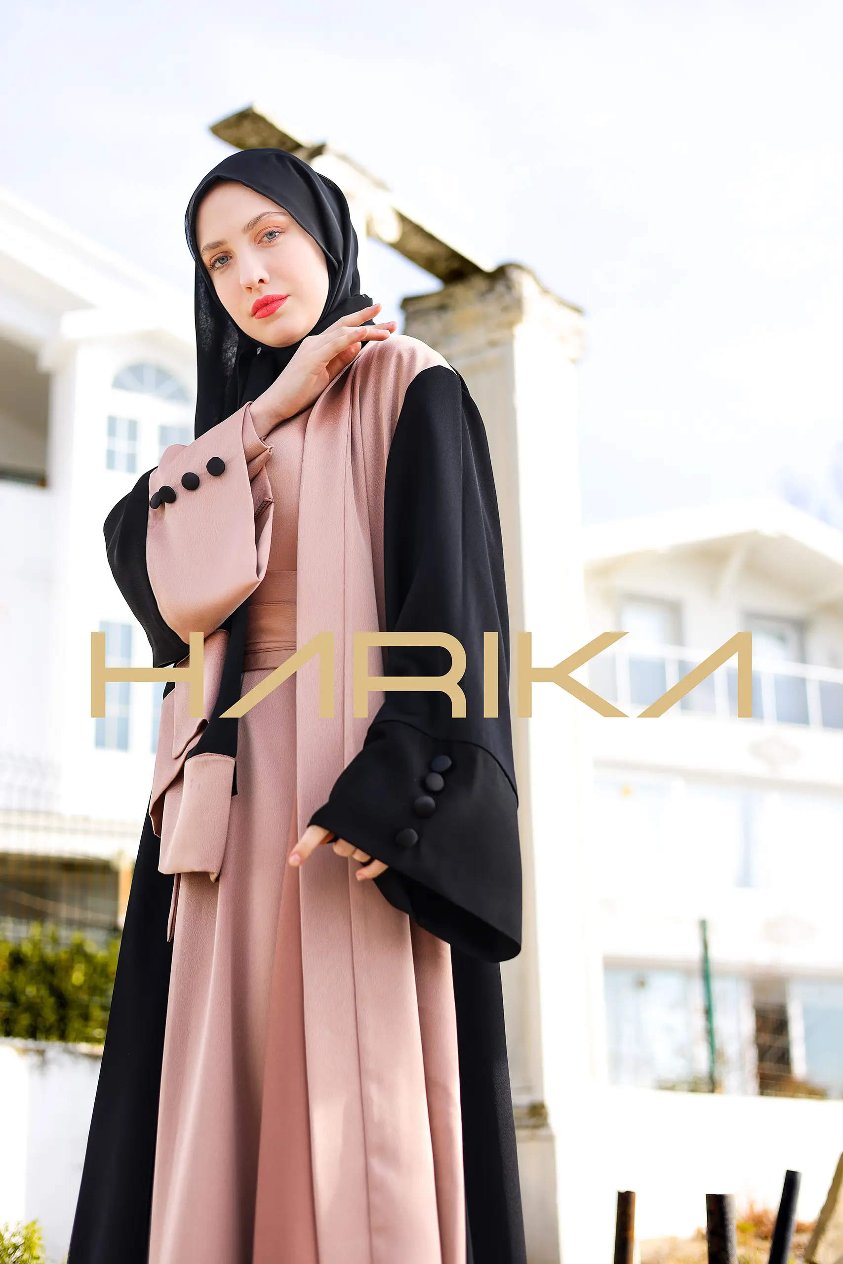 Practical and elegant two-tone silk crepe abaya (the dress is not included) - Image 16