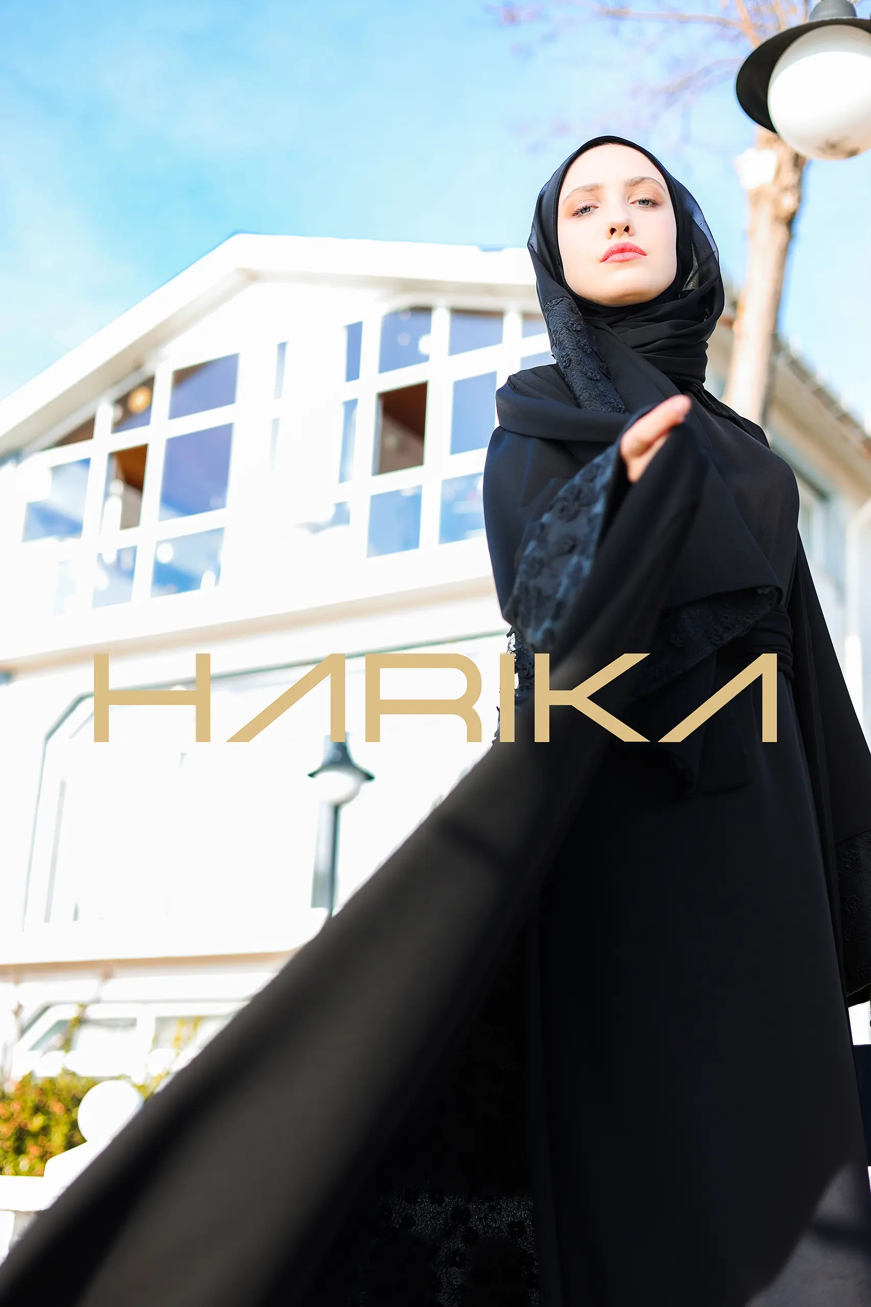 Luxurious abaya with black rose patterns - Image 11
