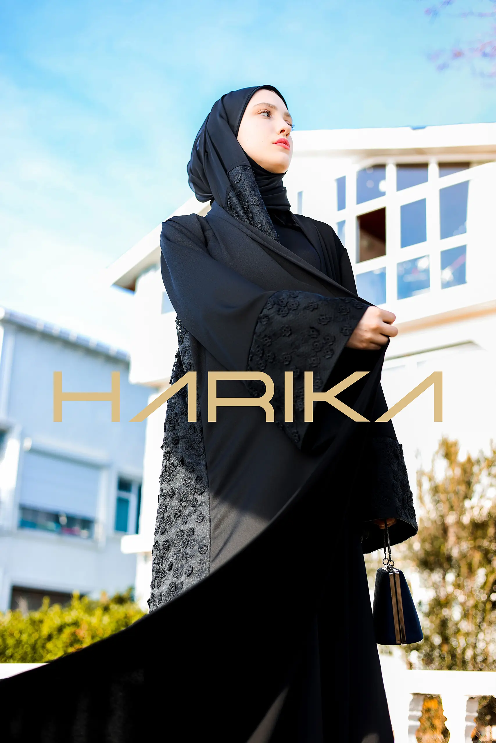 Luxurious abaya with black rose patterns - Image 10