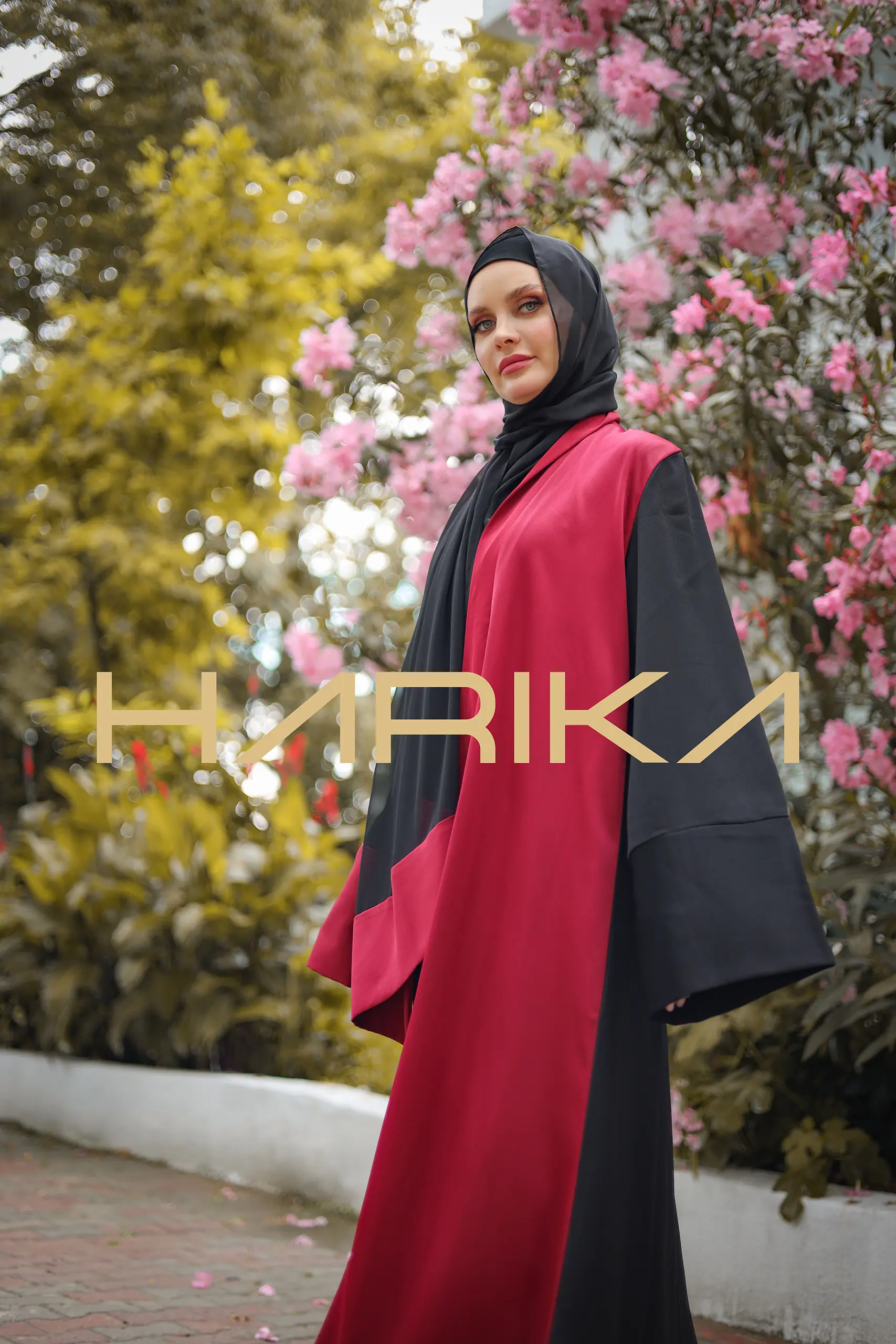 Black and Burgundy Abaya Set - Image 9