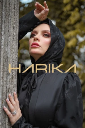 Elegant 3-piece women's set - abaya, dress and a shawl