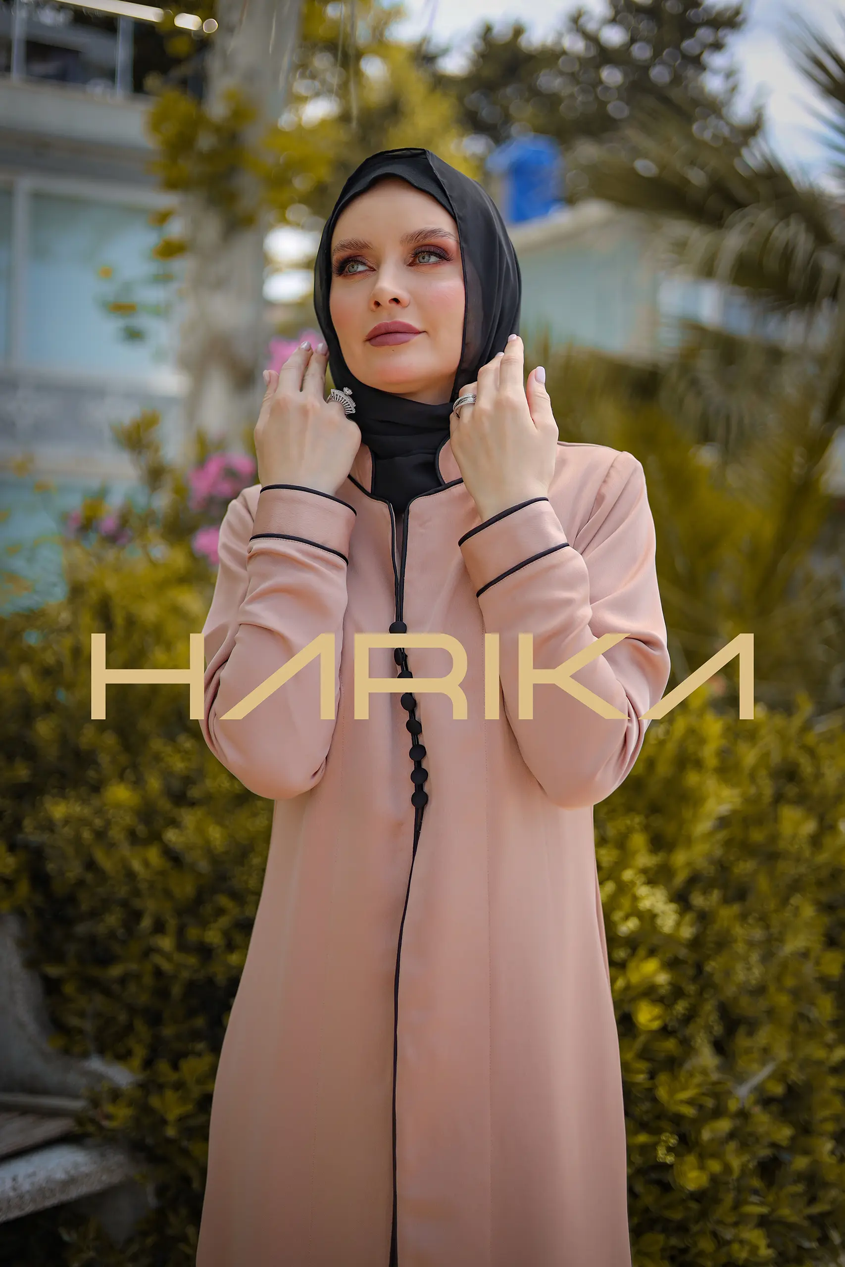 Soft and practical abaya - Image 4