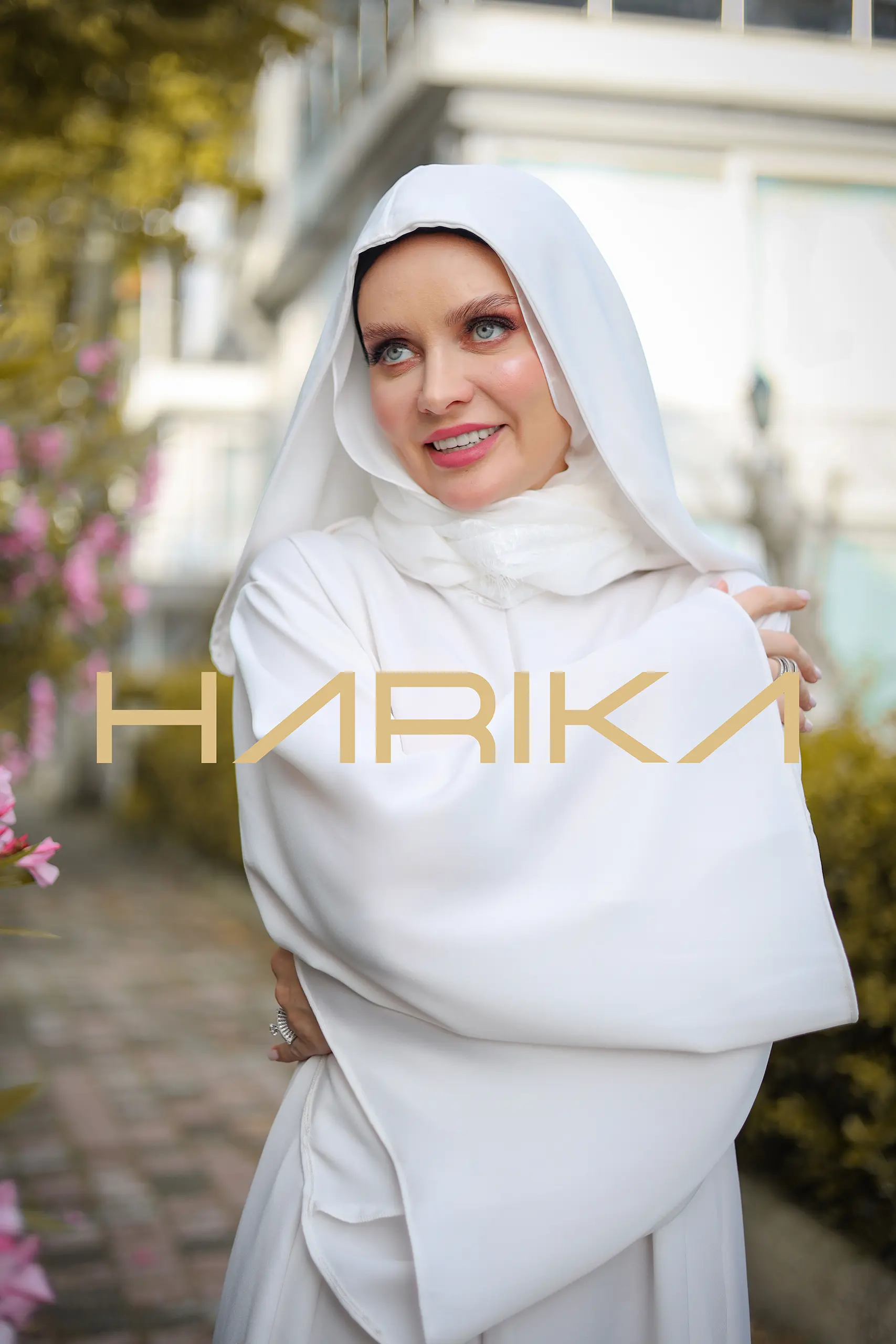 Hooded plain white abaya - Image 2