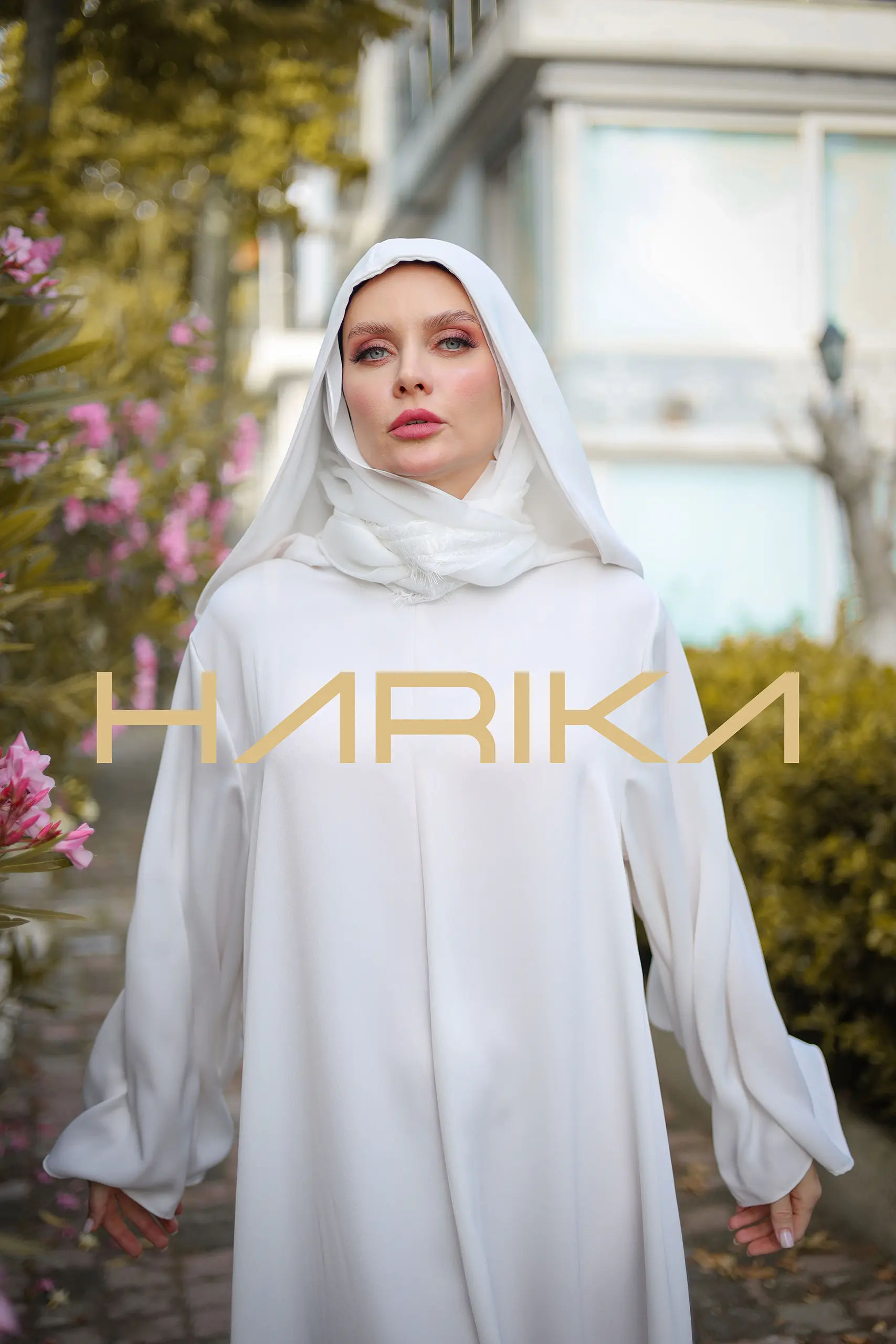 Hooded plain white abaya - Image 5