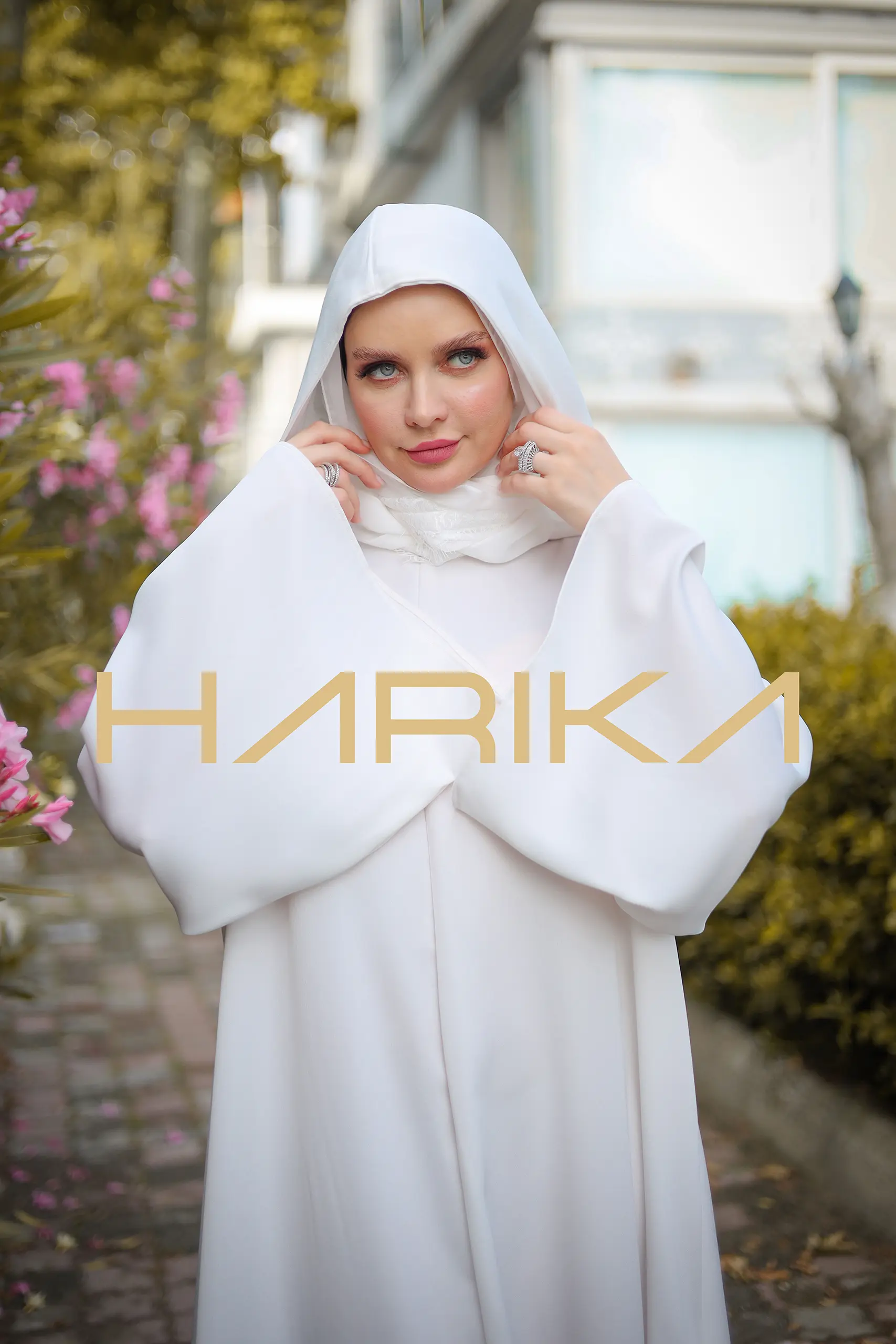 Hooded plain white abaya - Image 4