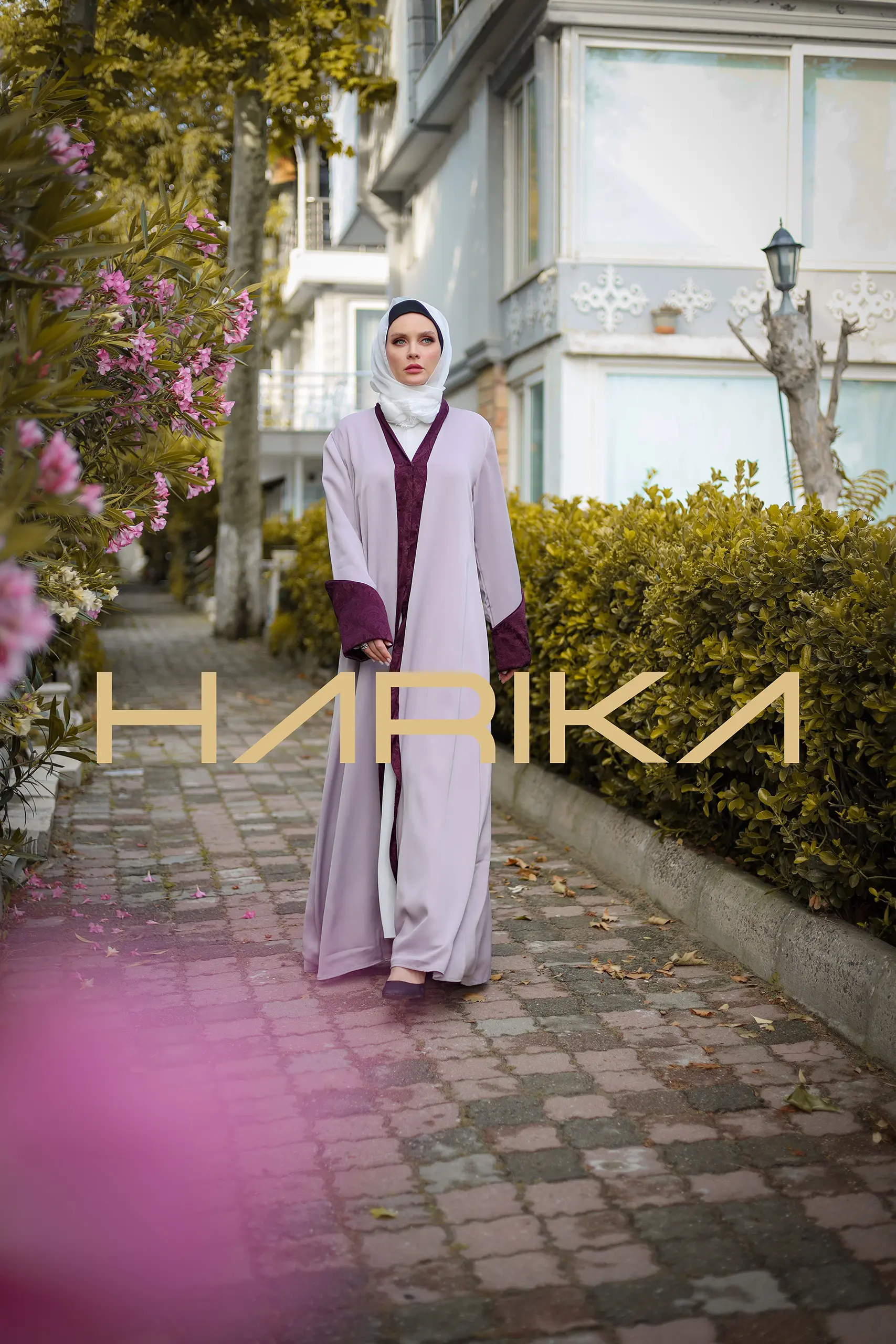 Beautiful abaya in bright colors - Image 13