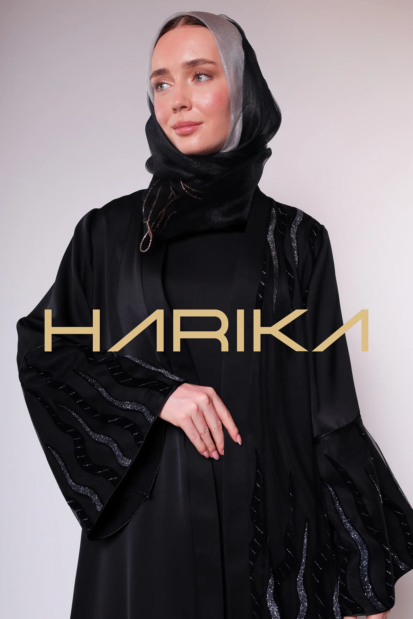 Black and silver detailed stylish Abaya - Image 4