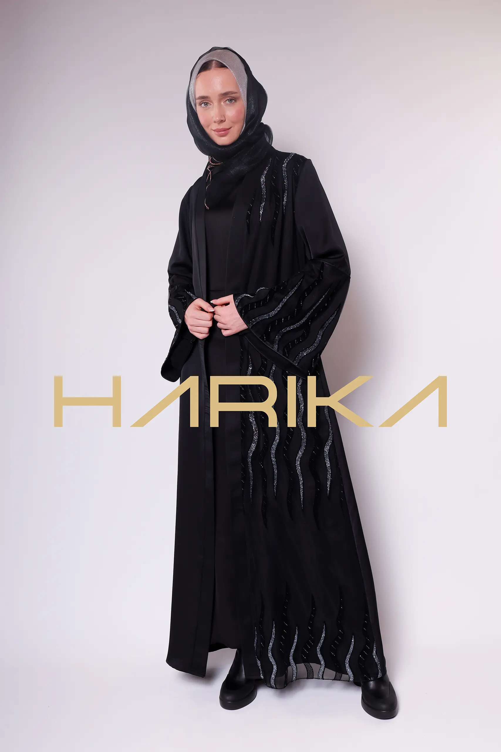 Black and silver detailed stylish Abaya - Image 16
