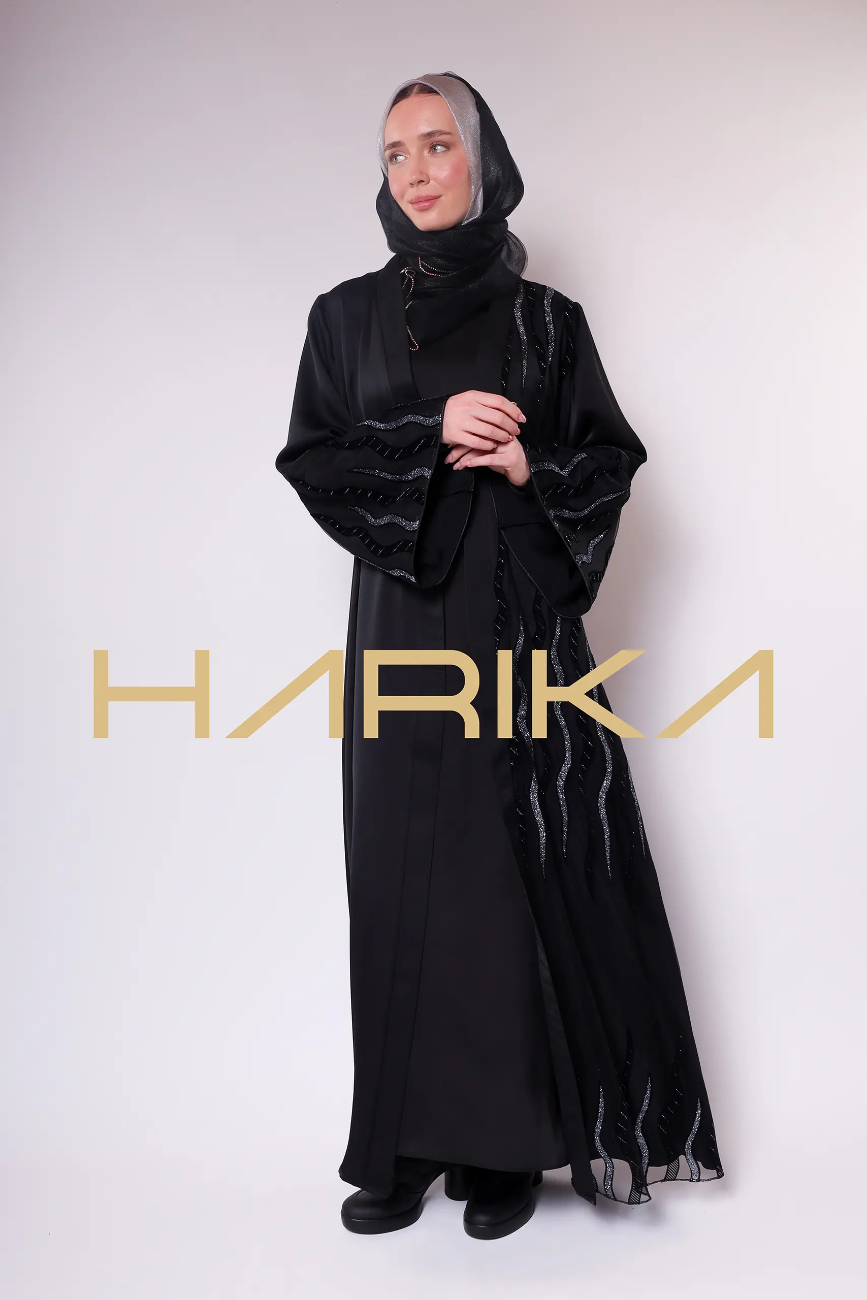 Black and silver detailed stylish Abaya - Image 15