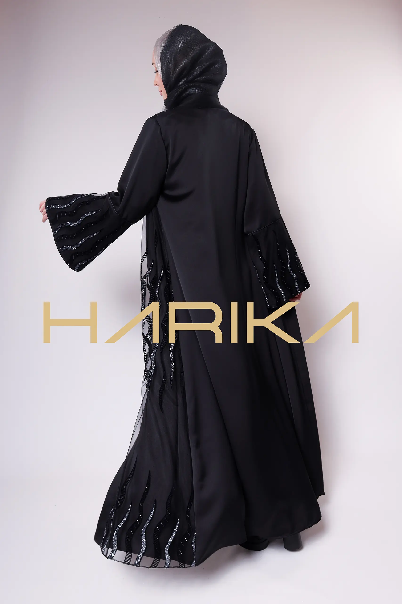 Black and silver detailed stylish Abaya - Image 13