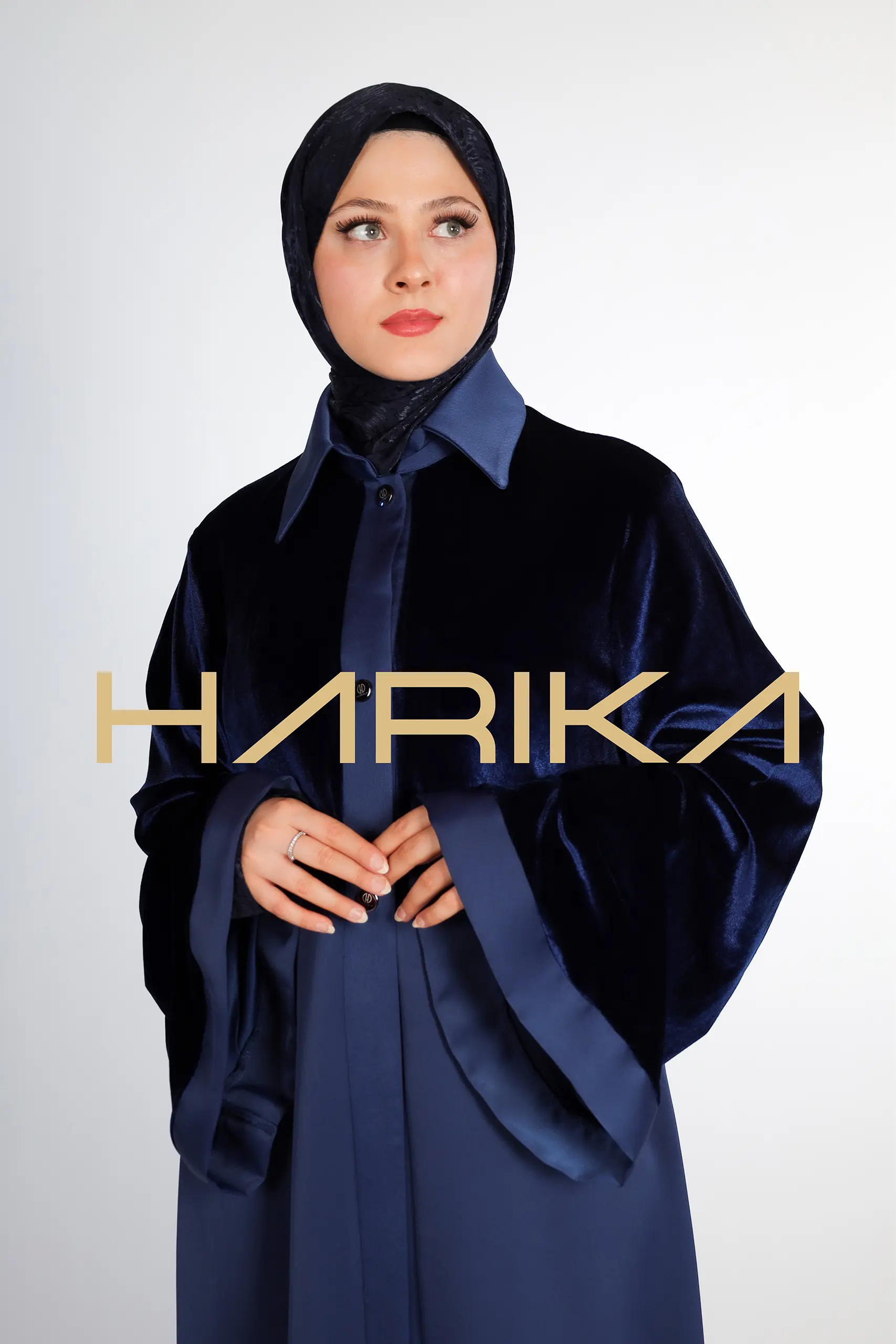 Abaya Navy Blue Velvet Detail - The Meeting of Elegance and Nobility - Image 9