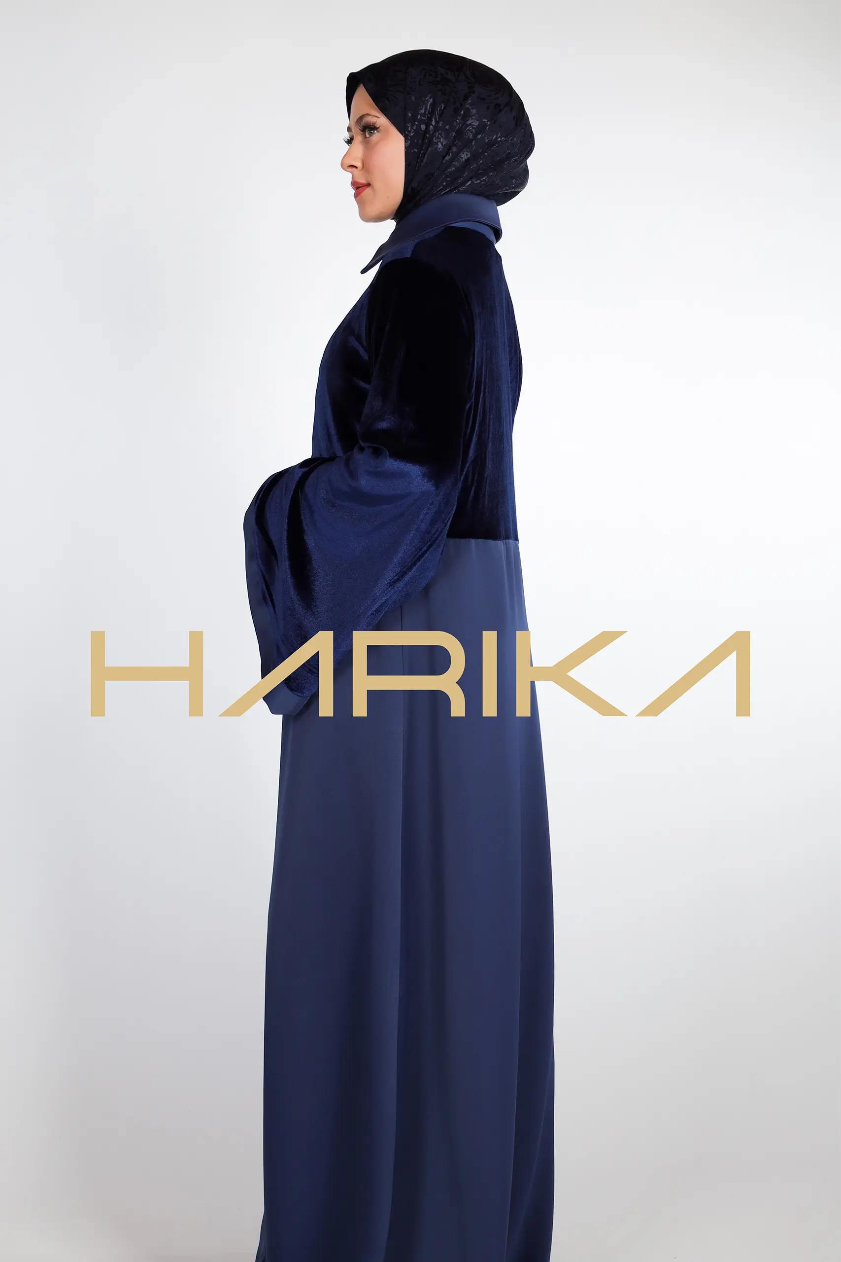 Abaya Navy Blue Velvet Detail - The Meeting of Elegance and Nobility - Image 15