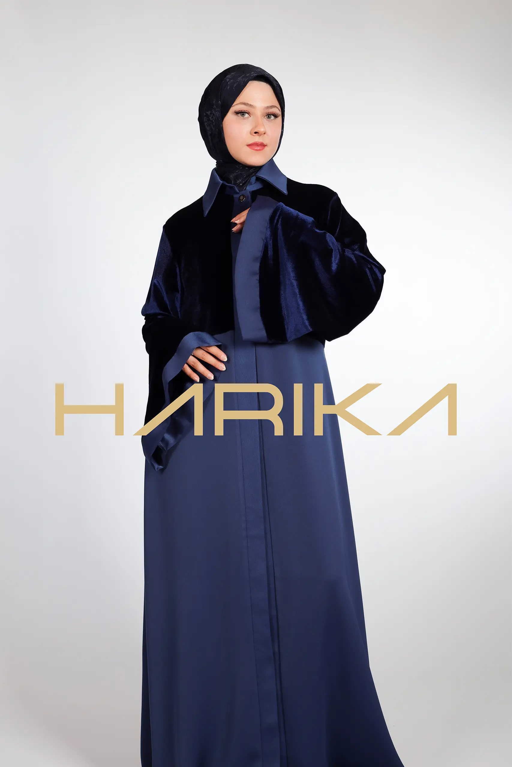 Abaya Navy Blue Velvet Detail - The Meeting of Elegance and Nobility - Image 7