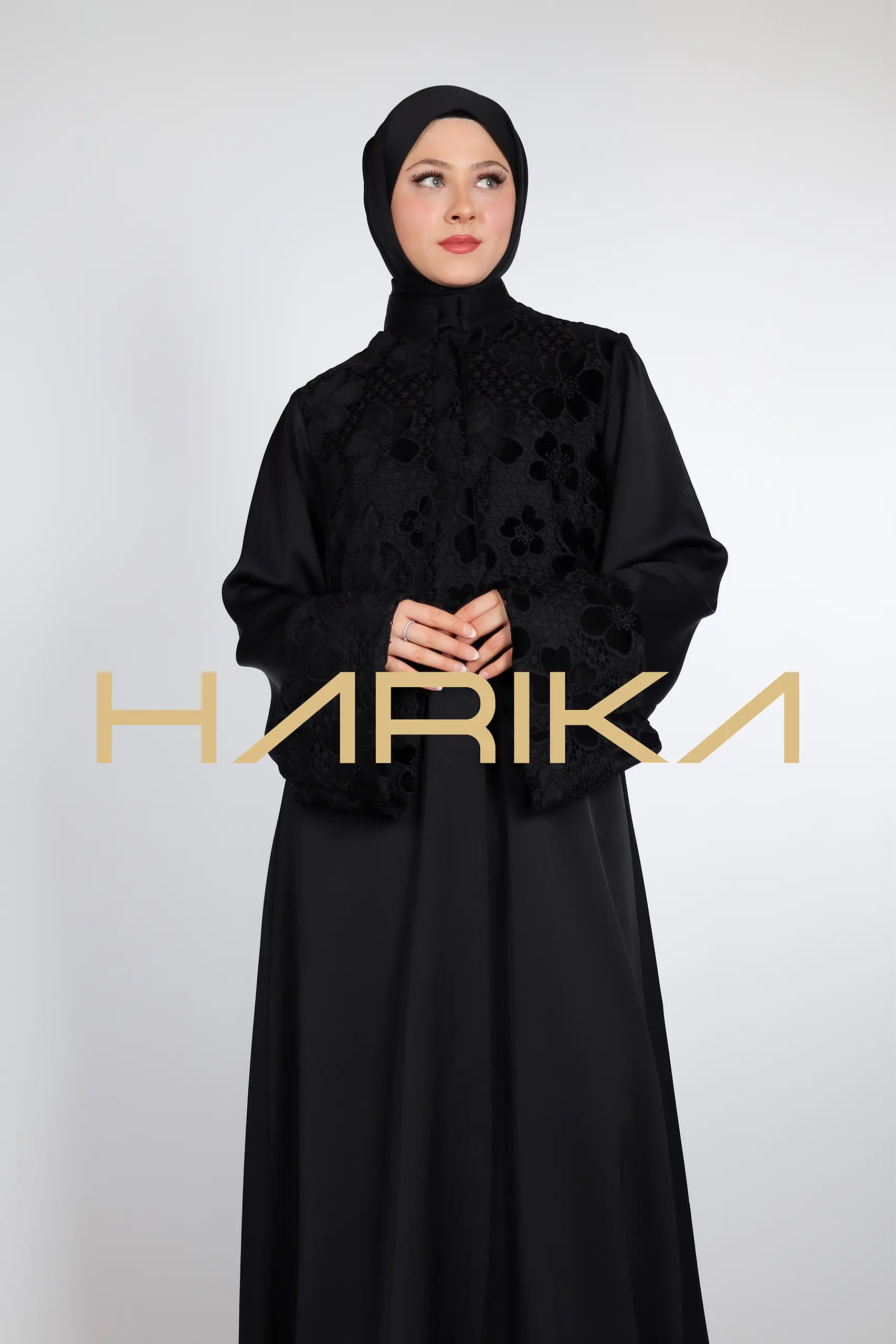 Elegant and modern black abaya - Image 6