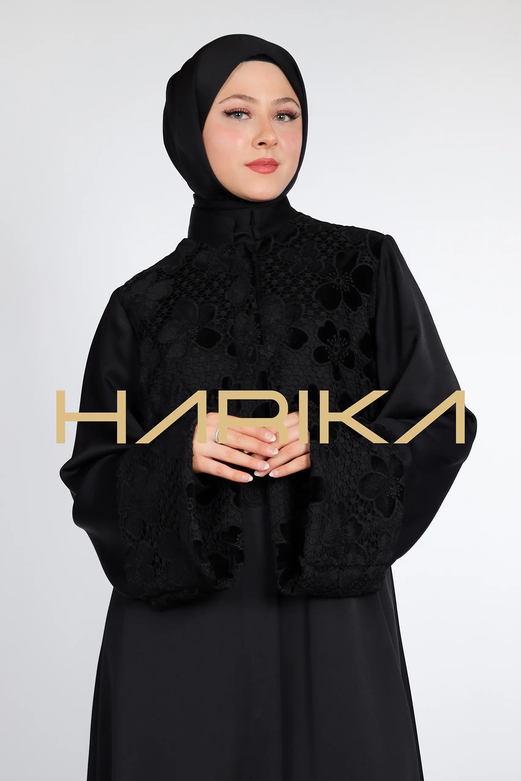 Elegant and modern black abaya - Image 5