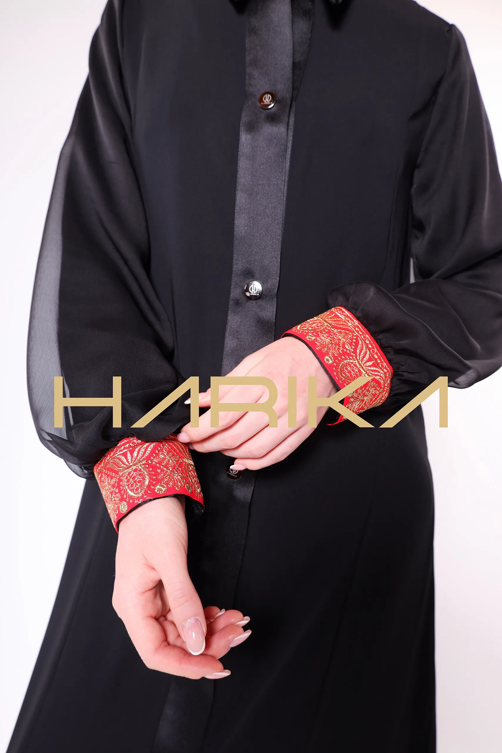 Patterned, Long-Sleeve, Buttoned, Elegant Classic Black Abaya - Image 11