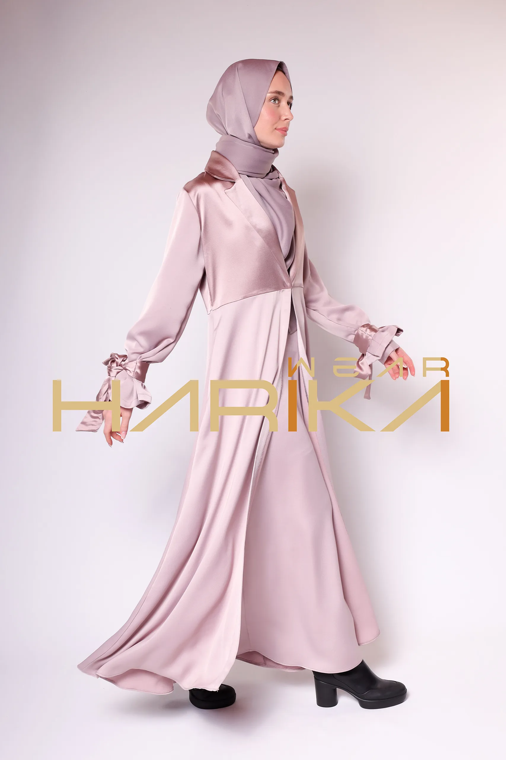 Soft Pink Jacket Abaya - Image 8