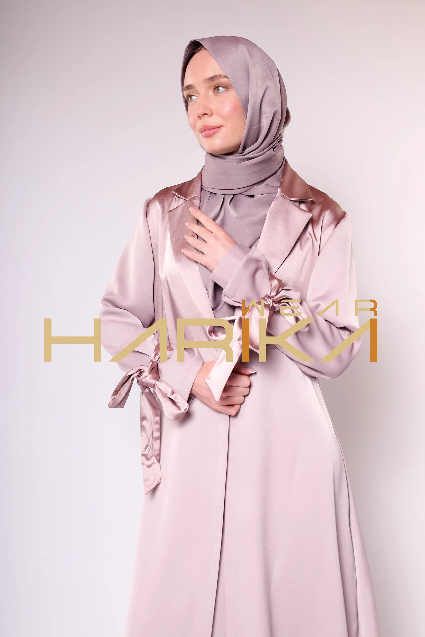 Soft Pink Jacket Abaya - Image 3