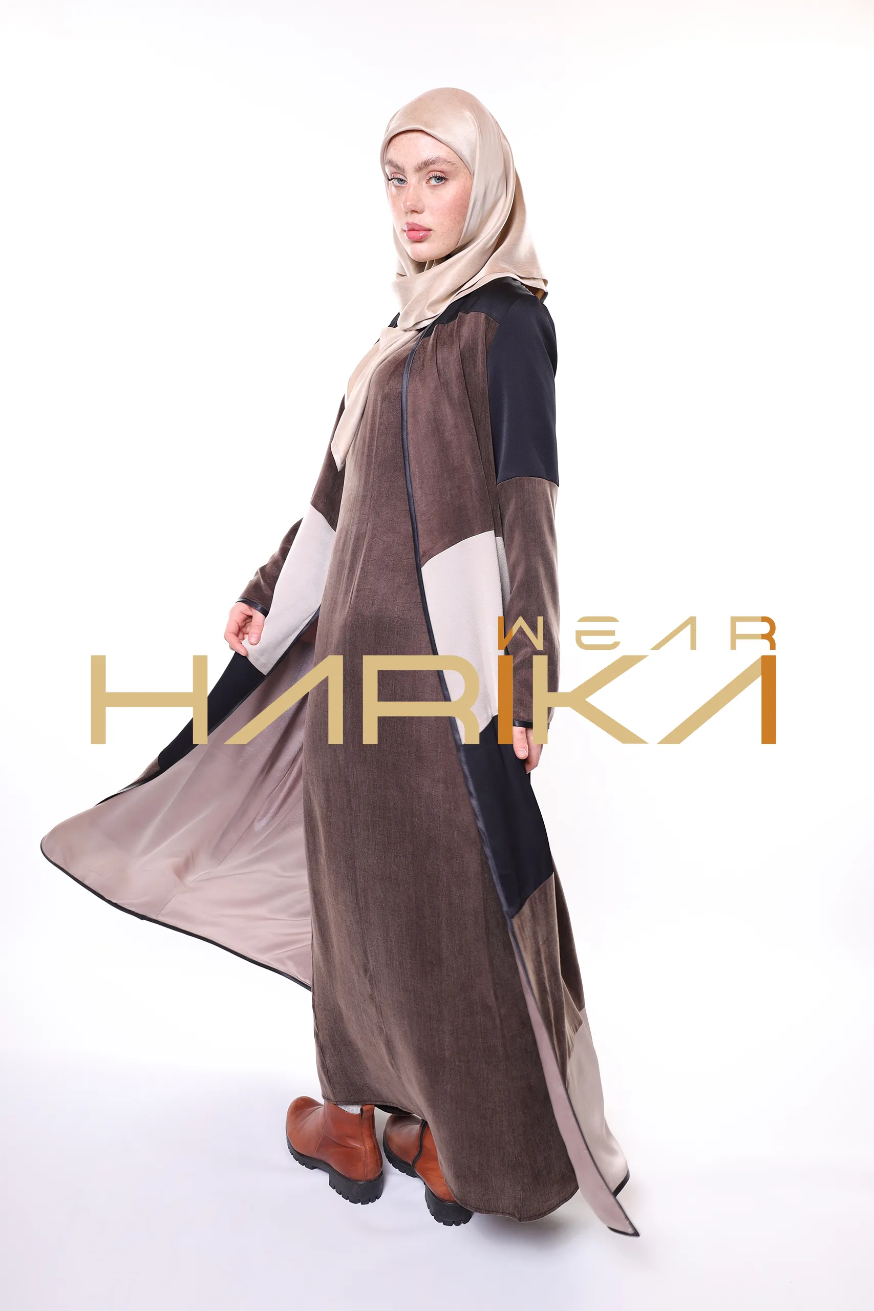 ALASIL Abaya – Luxury Cobra Abaya in Brown, Beige and Black Tones (the dress is not included) - Image 4