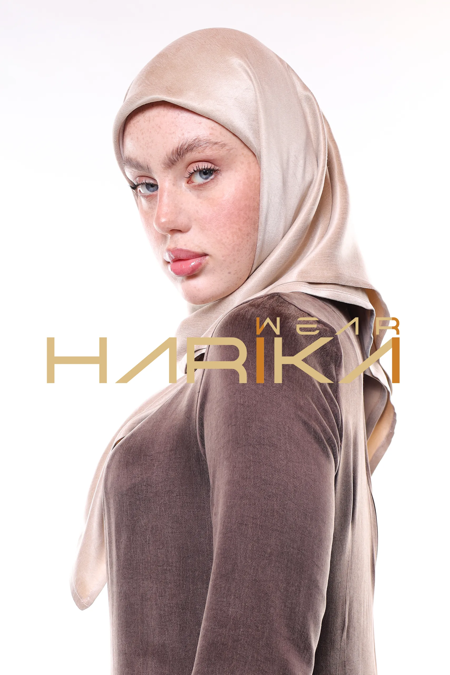 Beige cobra silk shawl - Image 3