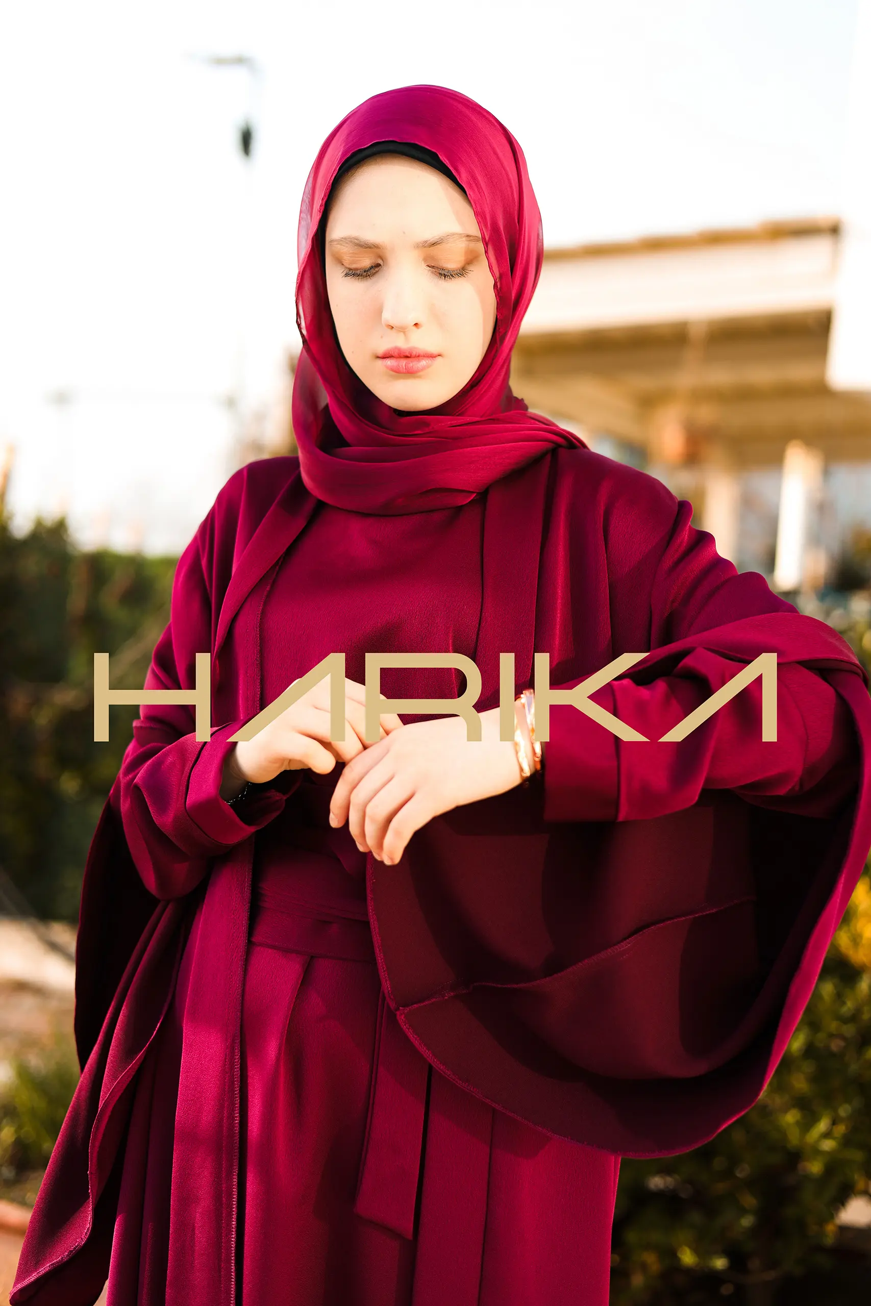 Dark Fuchsia Silk Crepe Abaya Set - Image 4