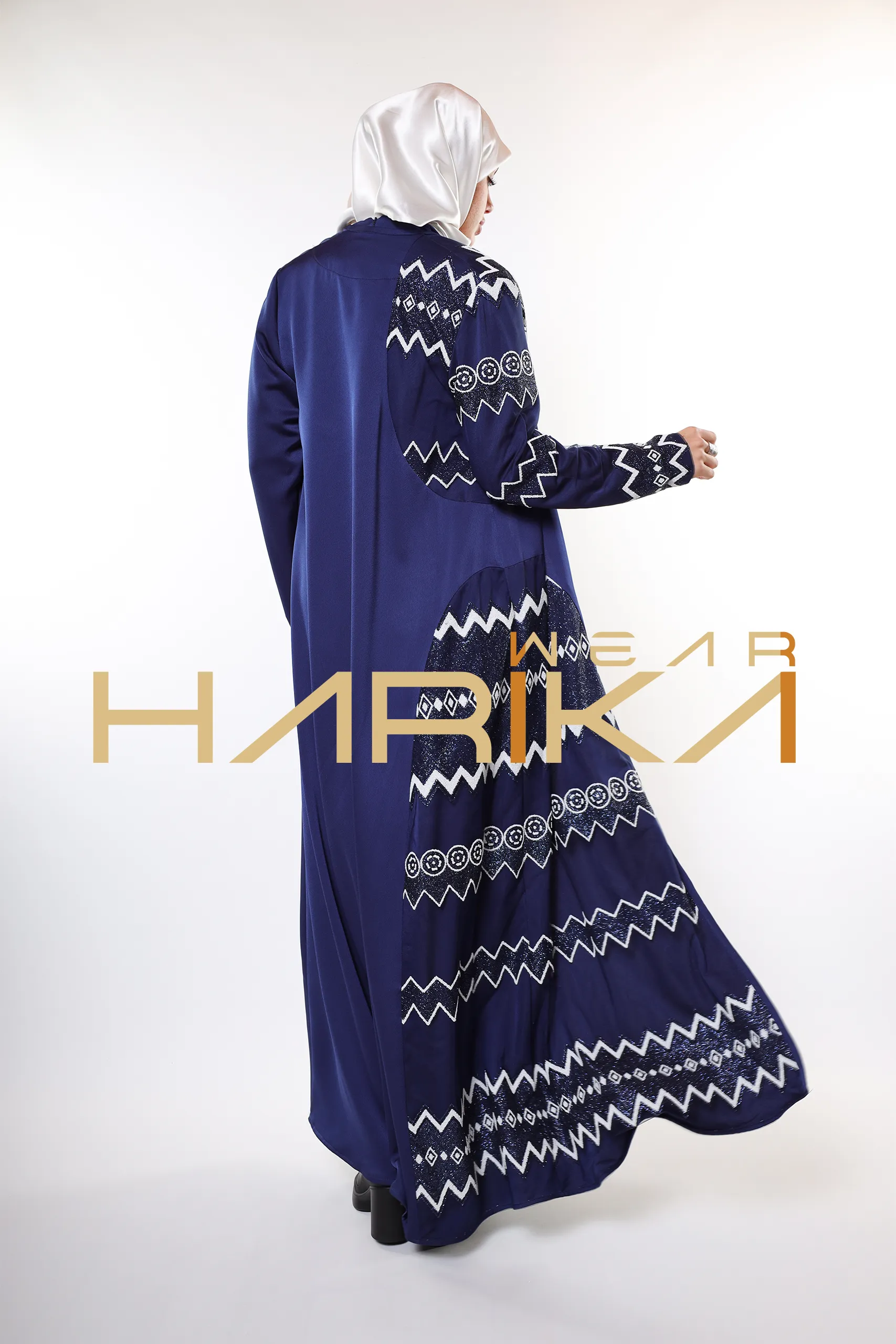 Evening Star Royal Embroidered Navy Blue 3 Piece Abaya Set (Abaya-dress and a belt) - Image 6