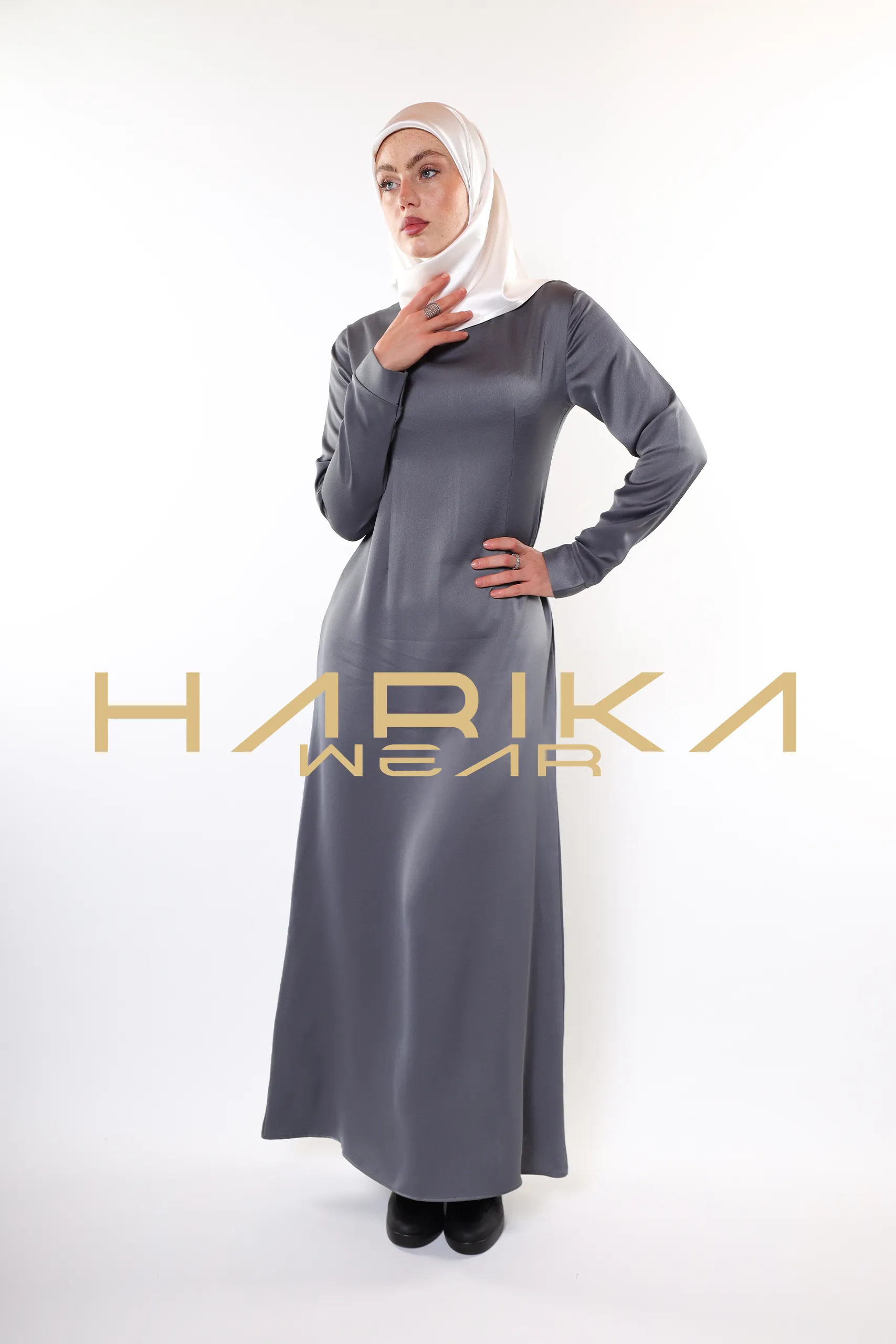 Elegant Crystals Embroidered Grey Abaya Set - Image 22