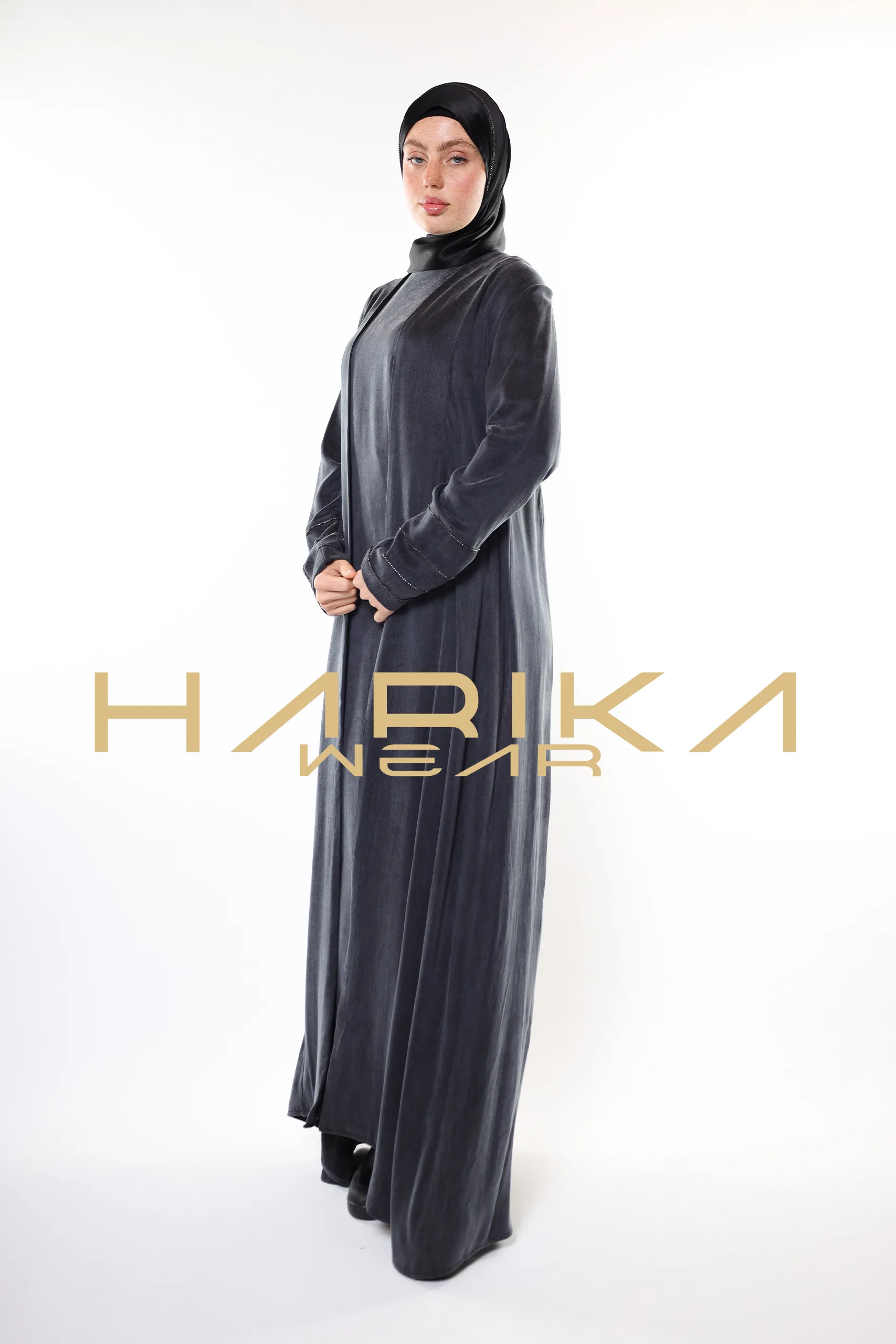 Black Cobra Fabric Abaya – Elegant and Comfortable Modest Outfit - Image 12