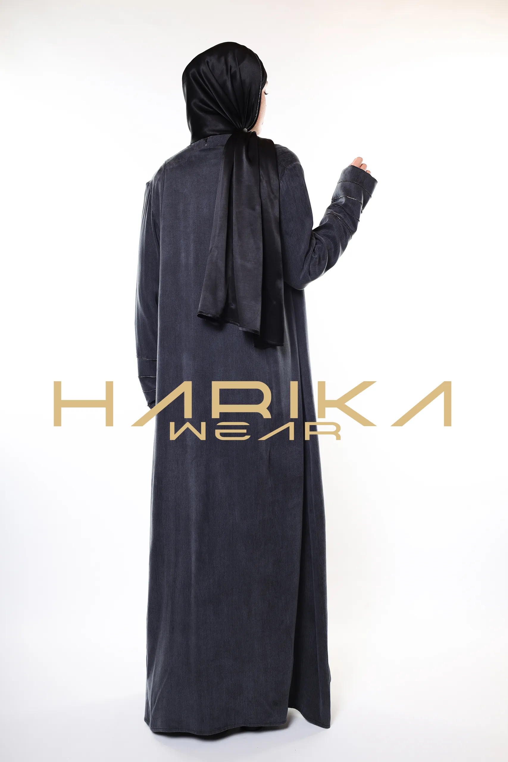 Black Cobra Fabric Abaya – Elegant and Comfortable Modest Outfit - Image 2